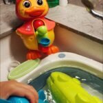 🛁🦆[SG Local Stock] JP Import Duck Bath Toy Spins, Sprays & Floats💦 photo review